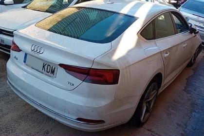 Compra y venta de coches rotos.