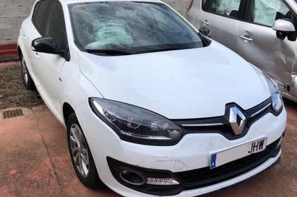 Compra y venta de coches rotos.