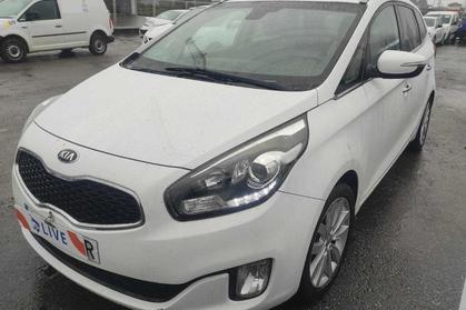 Compra y venta de coches rotos.