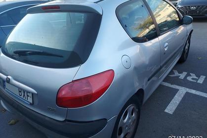 Comprar coche averido.