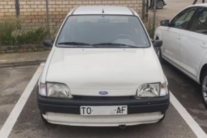 Compra y venta de coches rotos.