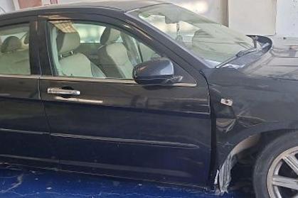 Compra y venta de coches rotos.
