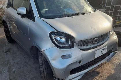 Venta de coche roto