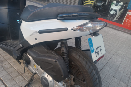 Compra y venta de coches rotos.
