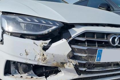 Compra y venta de coches rotos.