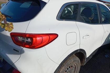 Compra y venta de coches rotos.