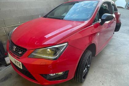 Compra y venta de coches rotos.