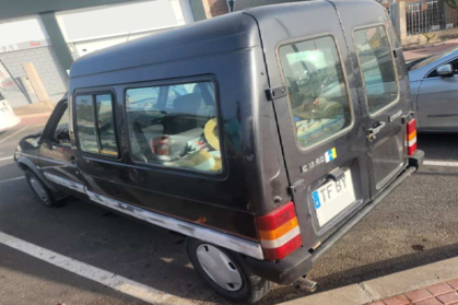 Compra y venta de coches rotos.