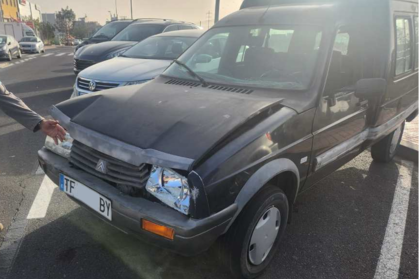 Compra y venta de coches rotos.