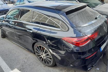 Compra y venta de coches rotos.