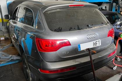 Compra y venta de coches rotos.