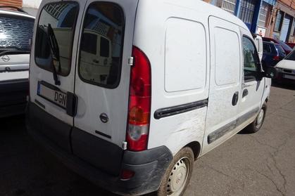 Compra y venta de coches rotos.
