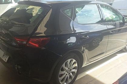 Compra y venta de coches rotos.