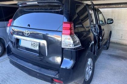 Compra y venta de coches rotos.