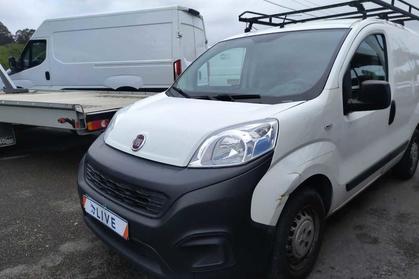 Compra y venta de coches rotos.
