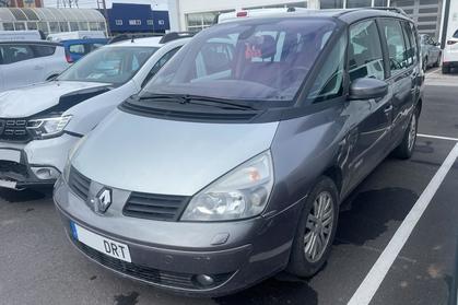 Compra y venta de coches rotos.