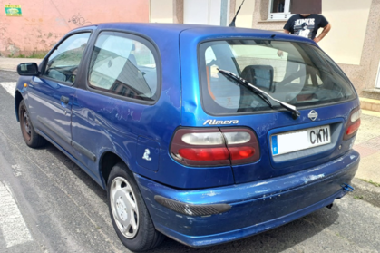 Compra y venta de coches rotos.