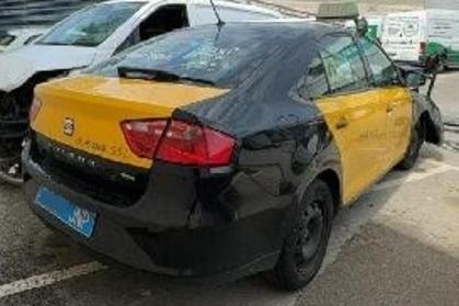 Compra y venta de coches rotos.