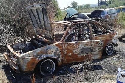 Compra y venta de coches rotos.