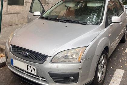 Compra y venta de coches rotos.