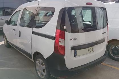 Compra y venta de coches rotos.