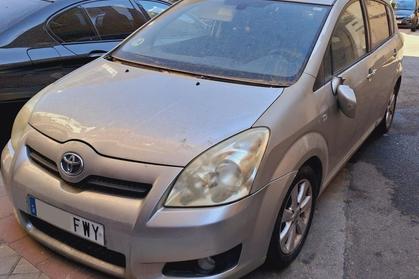 Compra y venta de coches rotos.