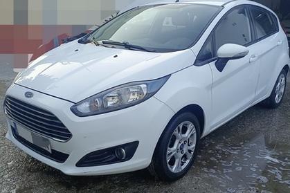 Compra y venta de coches rotos.