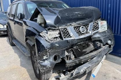 Compra y venta de coches rotos.