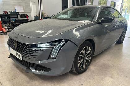 Compra y venta de coches rotos.