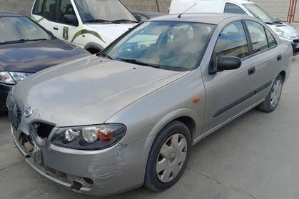 Compra y venta de coches rotos.