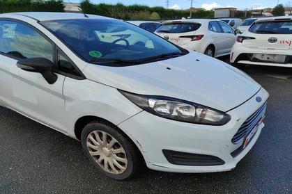 Compra y venta de coches rotos.