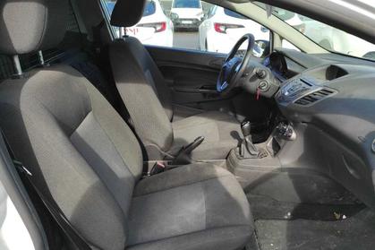 Compra y venta de coches rotos.