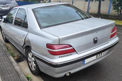 Compra y venta de coches rotos.