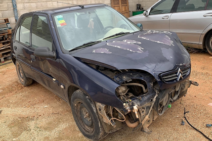 Compra y venta de coches rotos.