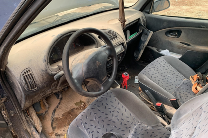 Compra y venta de coches rotos.