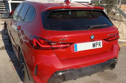 Compra y venta de coches rotos.