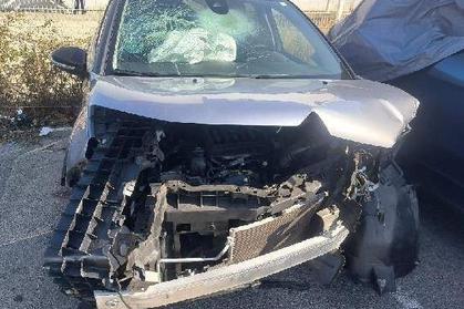 Compra y venta de coches rotos.