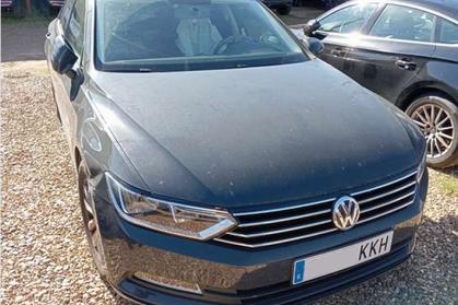 Compra y venta de coches rotos.