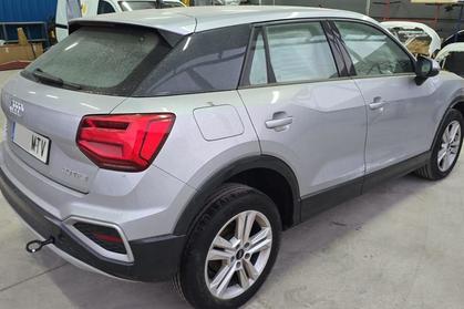 Compra y venta de coches rotos.