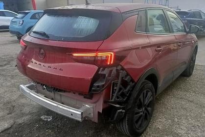 Compra y venta de coches rotos.