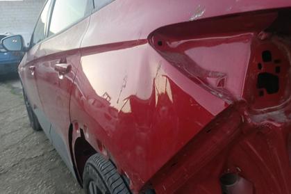 Compra y venta de coches rotos.