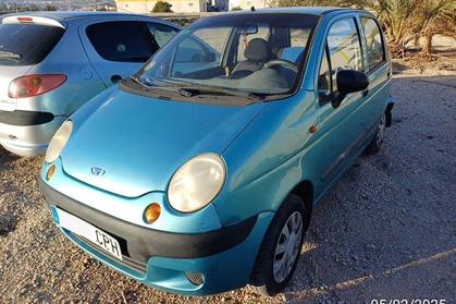 Compra y venta de coches rotos.