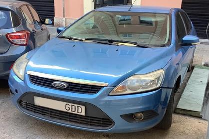 Compra y venta de coches rotos.
