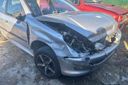 Venta de coche roto