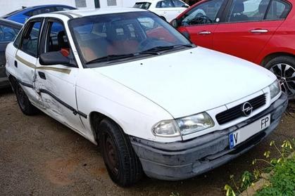 Compra y venta de coches siniestrados