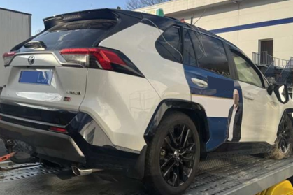 Compra y venta de coches rotos.