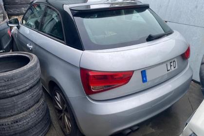 Compra y venta de coches rotos.