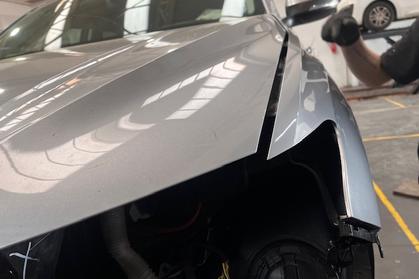 Compra y venta de coches rotos.
