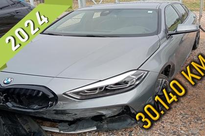 Compra y venta de coches rotos.