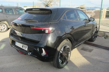 Compra y venta de coches rotos.